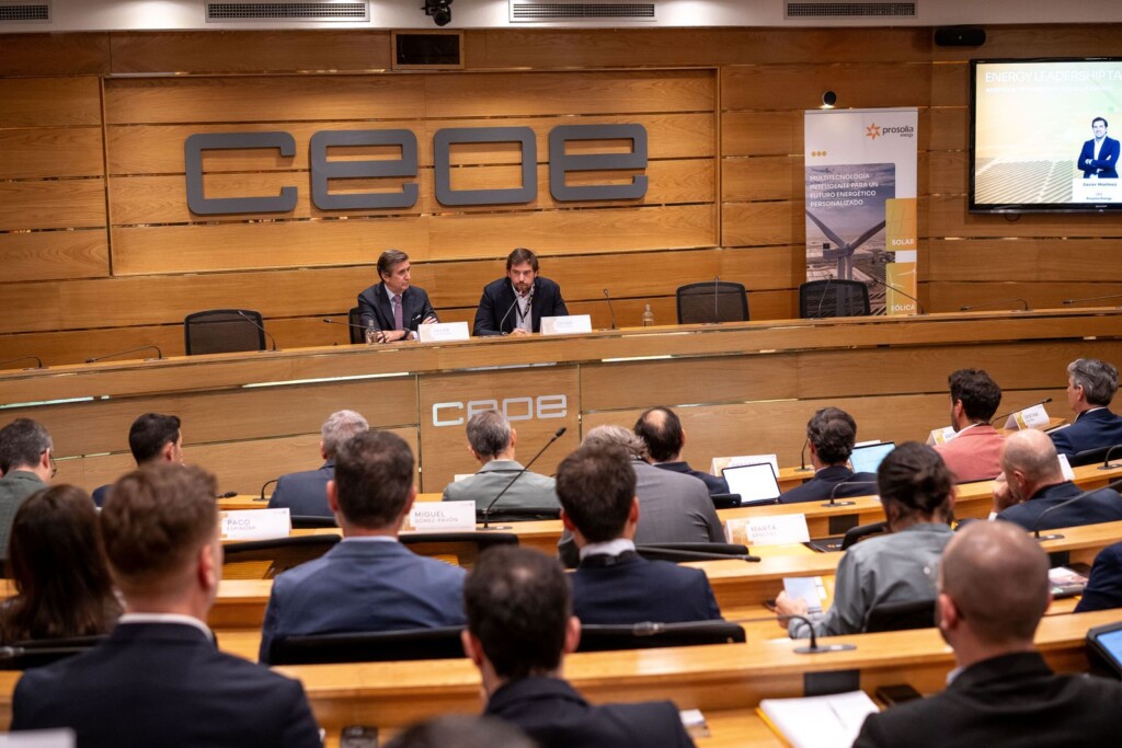 CEOE y Prosolia Energy reúnen a los ‘key players’ de la industria para impulsar la hibridación y el almacenamiento como motor competitivo